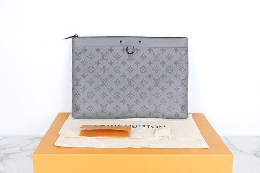 Louis Vuitton Pochette Discovery Clutch 12345 52254411