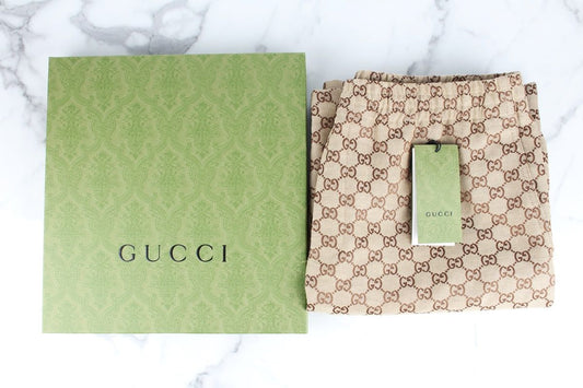 กางเกงขาสั้น Gucci Supreme GG 50