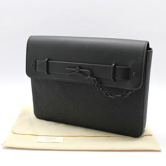 Louis Vuitton Black Taurillon Pochette Steamer Clutch M80140 62522848