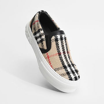 Burberry Vintage Check Wool Blend Women's Slip-On (Beige) 8064241 64444291