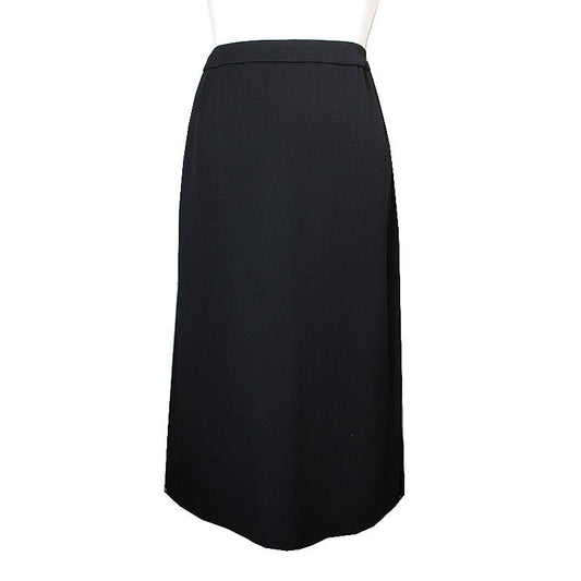 Weekend MaxMara กระโปรงทรง H-Line สีดำ จาก Max Mara Weekend 66, 77