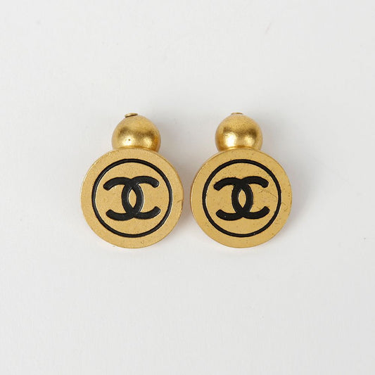 CHANEL CC Round Antique Cufflinks 67577792