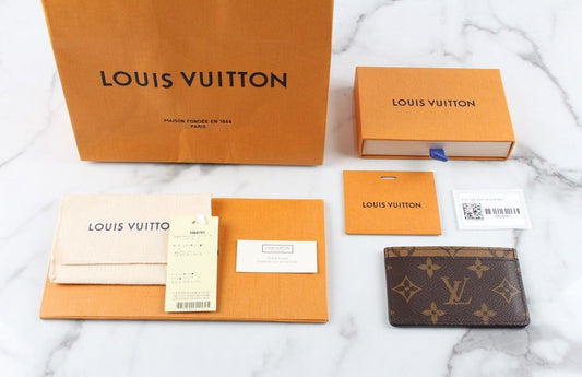 Louis Vuitton Reversible Card Holder 71362556