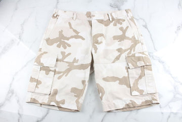 กางเกงขาสั้นลายพราง Valentino SKU2468