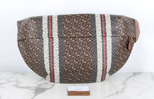 Burberry L Bum Bag 12345 71789904