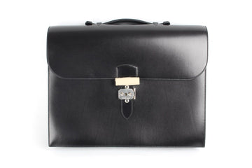 กระเป๋าผู้ชายหนังลูกวัวสีดำ Hermes ประทับตรา Y รุ่นครบรอบ 20 ปี