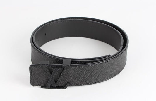 Louis Vuitton LV Initials Taiga Belt 85 73496311