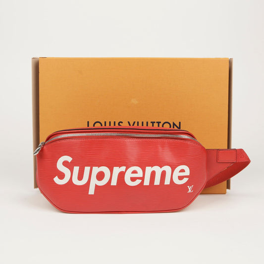 กระเป๋าหลุยส์วิตตอง Supreme Shoulder Bag - สีแดง M53418