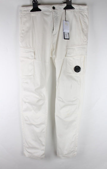 CP Company กางเกงคาร์โก้เลนส์สีขาว ไซส์ 50 - (CP Compa-ny)