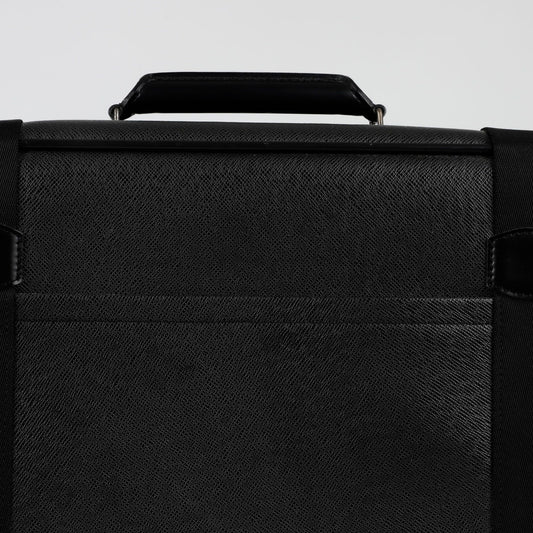 Louis Vuitton M30092 Taiga Satellite 53 Tote Bag 102155213