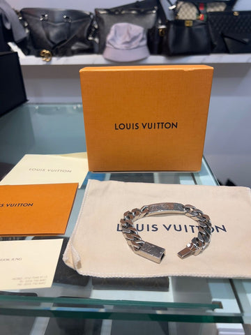 Louis Vuitton Monogram Chain Bracelet M 106947430