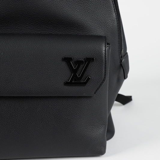 กระเป๋าเป้สะพายหลัง Louis Vuitton Airgram M57079