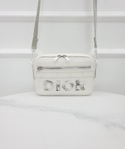 กระเป๋าสะพายข้าง Dior Daniel Assam Safari Messenger รหัสสินค้า #