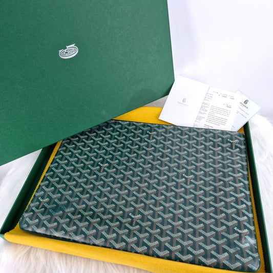 Goyard Green Special Clutch Bag GM 120342707
