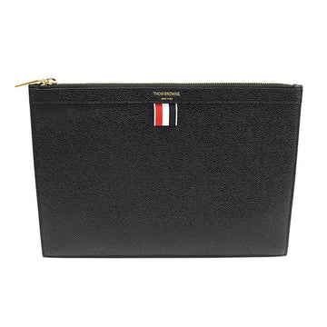 กระเป๋าใส่แท็บเล็ตหนัง Pebble Grain Leather ขนาดเล็กพร้อมซิป Thom Browne สีดำ รุ่น MAC019L00198001