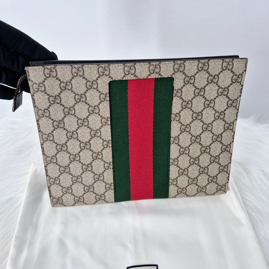 Gucci Web GG Supreme Clutch Bag 475316 125110201