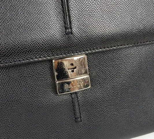 กระเป๋าใส่เอกสารหนังสีดำ Bally SKU123