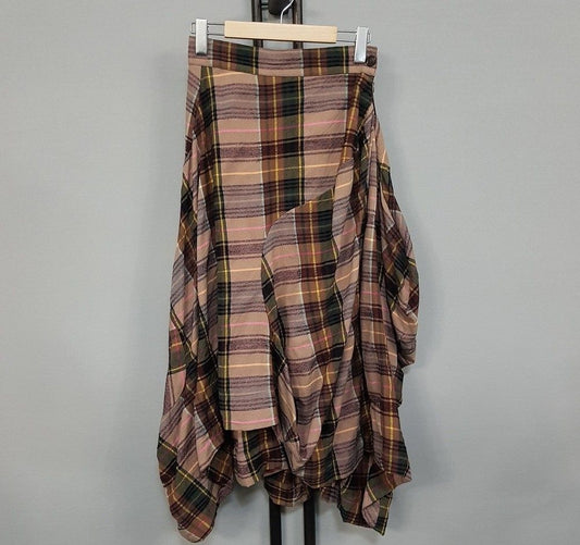 กระโปรงยาว Vivienne Westwood SKU12345