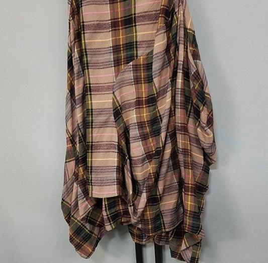 กระโปรงยาว Vivienne Westwood SKU12345