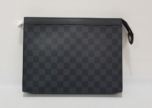 Louis Vuitton Pochette Voyage MM Damier Clutch Bag 67466815