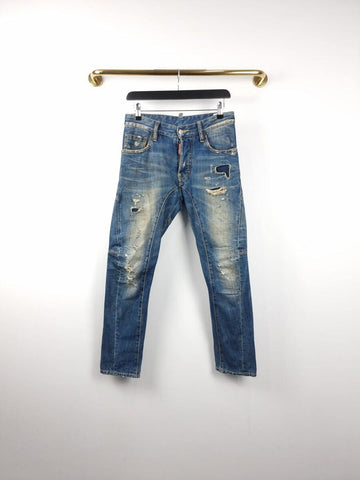 Dsquared2 กางเกงยีนส์ทรงไบค์เกอร์ Dirty Washing รุ่น S74LA0553 989