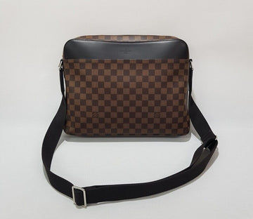 Louis Vuitton Jake Crossbody Bag 94580113