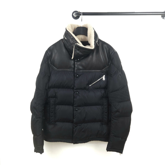 Moncler Leo Shearling Padding 8153 SKU 123149047