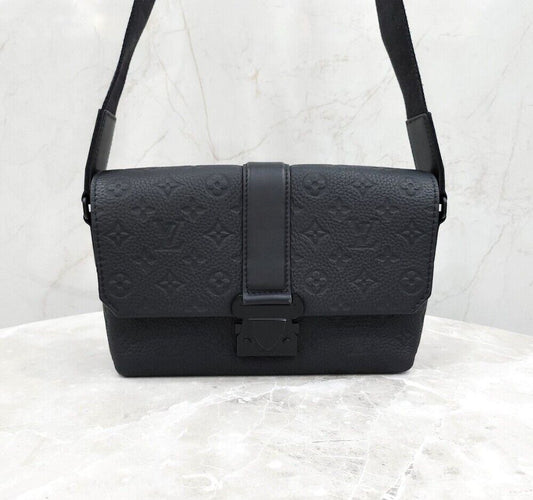 กระเป๋า Louis Vuitton S Cape Toreon Messenger Bag M23741