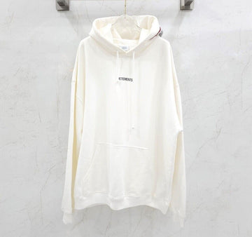 vetements Logo Patch White Over Hoodie UE51TR550W 115086736