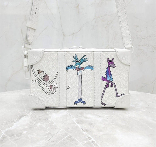 กระเป๋าคาดไหล่แบบนิ่ม Louis Vuitton x X Friends Limited Edition รุ่น M80146