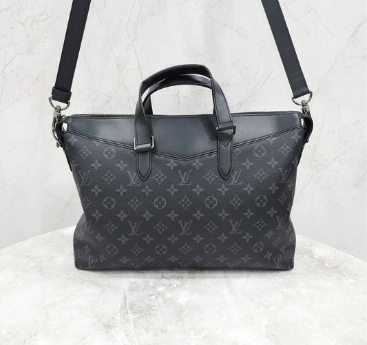 Louis Vuitton Explorer Briefcase M40566 114872082