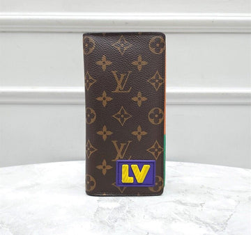 Louis Vuitton LV Rubber Patch Brazza Wallet 94578713