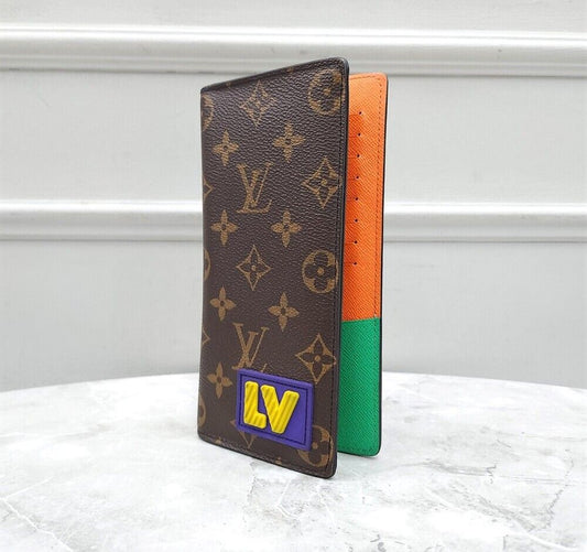 Louis Vuitton LV Rubber Patch Brazza Wallet 94578713