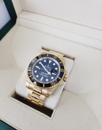 Rolex Black Gold Submariner Watch 41580504