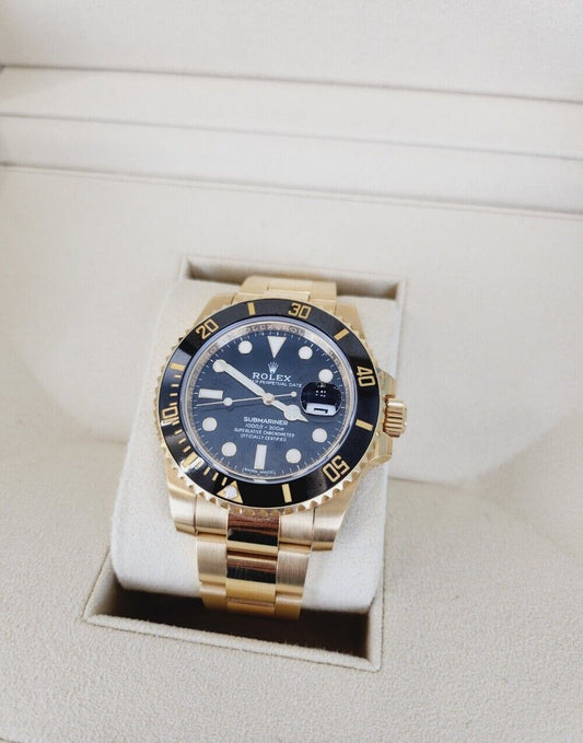 Rolex Black Gold Submariner Watch 41580504